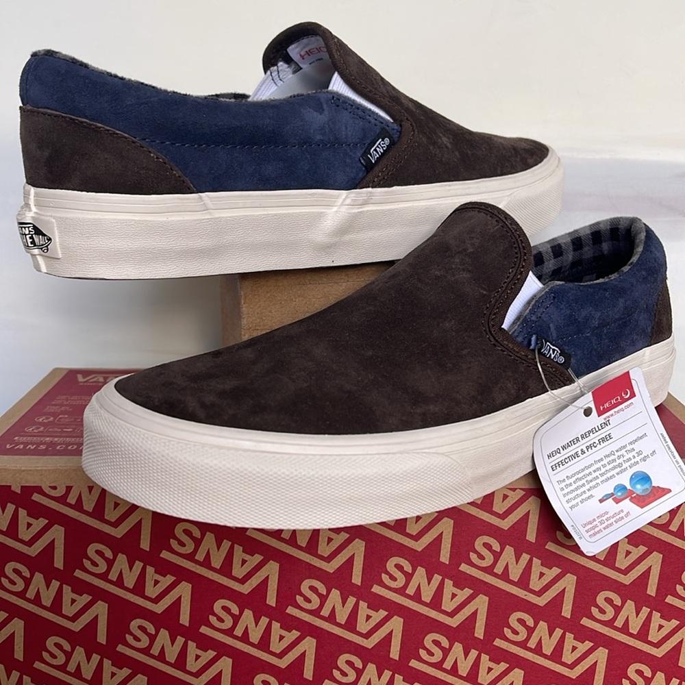 Vans Men’s Classic Slip-On
Pig Suede Plaid Brown/Navy
VN000BVZBF1
Sneakers